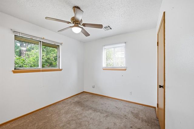 811 NW 1st Street, Moore, OK 73160