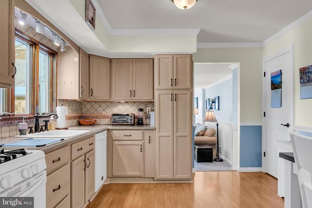 2311 EMPIRE DR, Wilmington, DE 19810