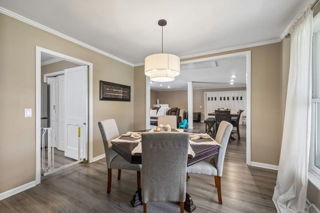 590 Indian Lake Rd, Hendersonville, TN 37075