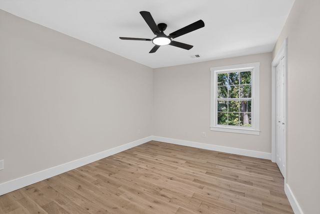 11 Lorenzo Street, Worcester, MA 01604
