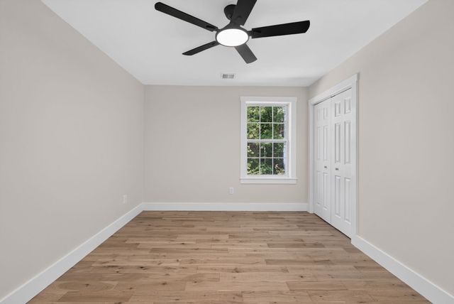 11 Lorenzo Street, Worcester, MA 01604