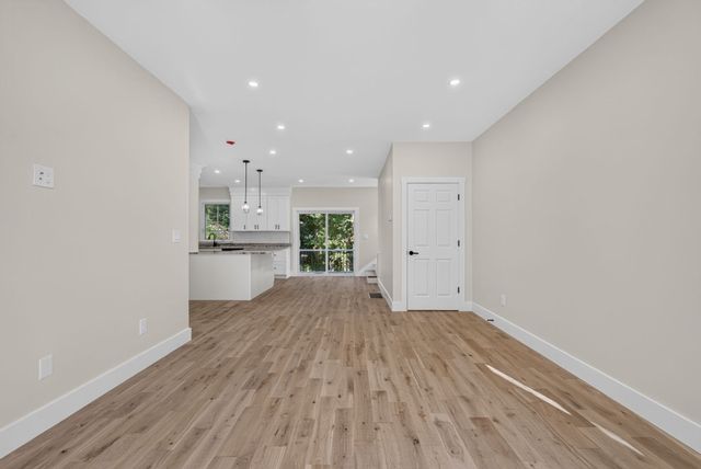 11 Lorenzo Street, Worcester, MA 01604