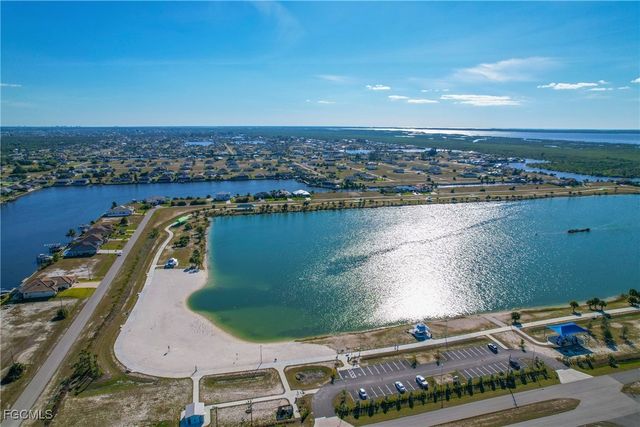 3825 NW 38th AVE, Cape Coral, FL 33993