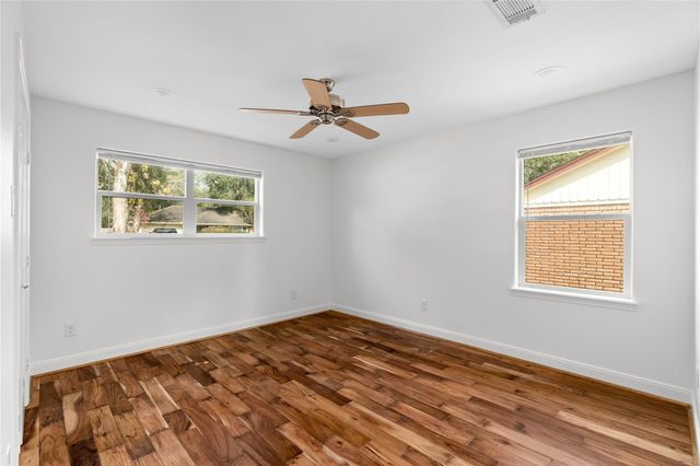 5515 Warm Springs Road, Houston, TX 77035