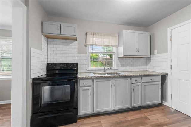 4645 Benton Boulevard, Kansas City, MO 64130