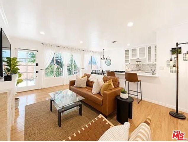 834 Lincoln Boulevard 2, Santa Monica, CA 90403