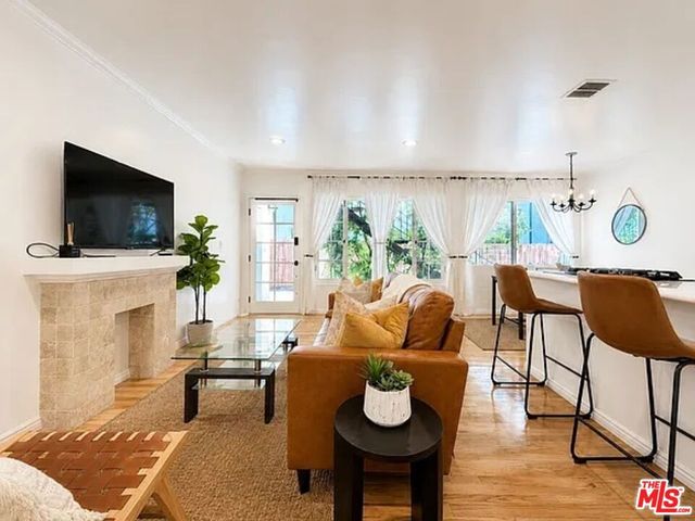 834 Lincoln Boulevard 2, Santa Monica, CA 90403