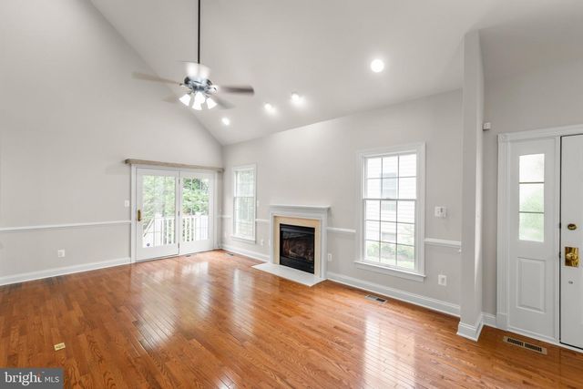 42956 CHANCERY TER, Ashburn, VA 20148