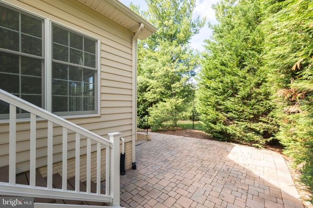 42956 CHANCERY TER, Ashburn, VA 20148