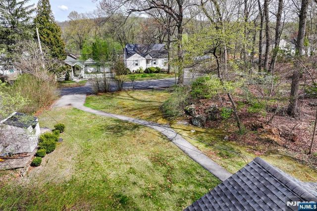 102 Greenwood Avenue, Wanaque, NJ 07420