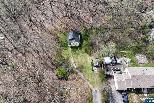 102 Greenwood Avenue, Wanaque, NJ 07420