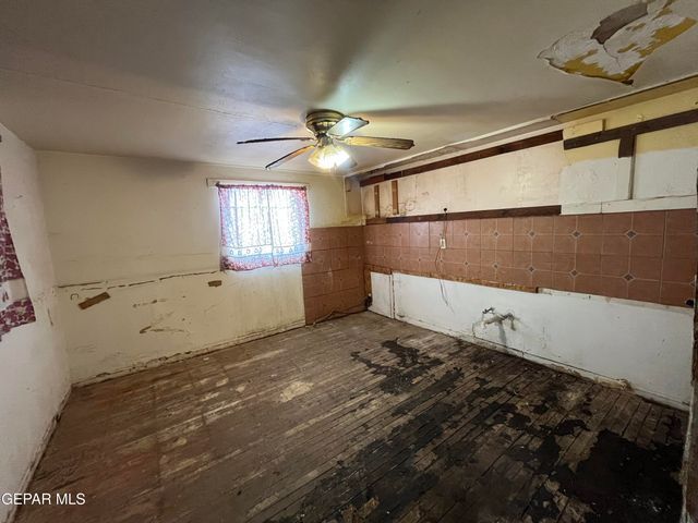 230 LOCUST Street, El Paso, TX 79905