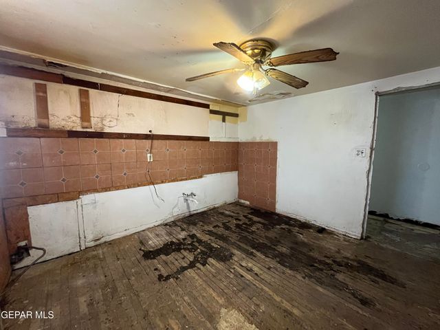 230 LOCUST Street, El Paso, TX 79905