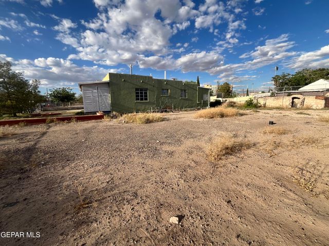 230 LOCUST Street, El Paso, TX 79905