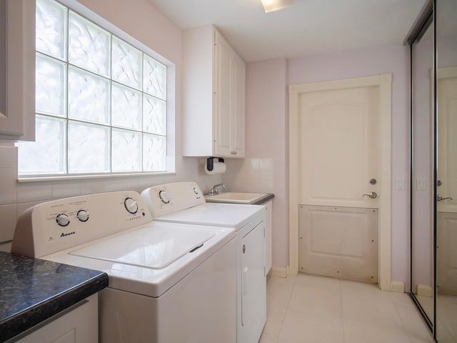 1342 St Lawrence Drive, Palm Beach Gardens, FL 33410