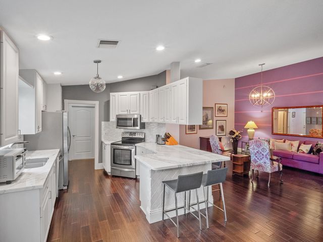 1342 St Lawrence Drive, Palm Beach Gardens, FL 33410