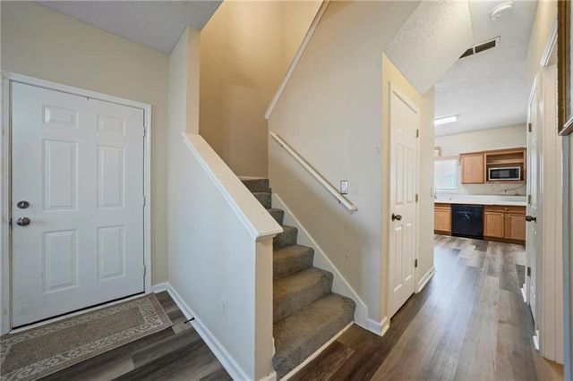 792 Russell Drive, Riverdale, GA 30296