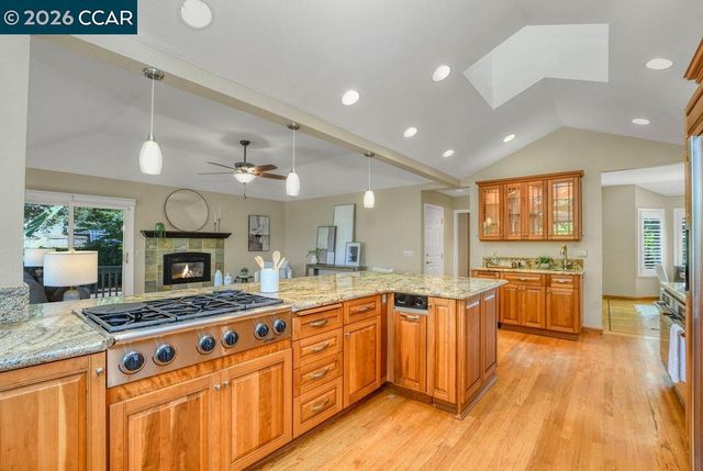403 Midway Place, Martinez, CA 94553