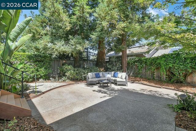 403 Midway Place, Martinez, CA 94553
