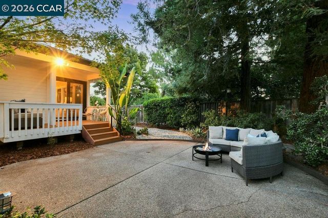 403 Midway Place, Martinez, CA 94553