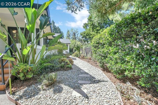 403 Midway Place, Martinez, CA 94553