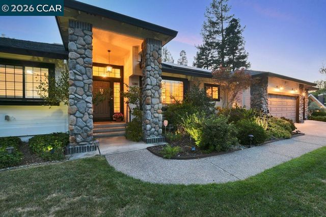 403 Midway Place, Martinez, CA 94553