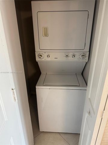 2280 SW 32nd Ave 216, Miami, FL 33145