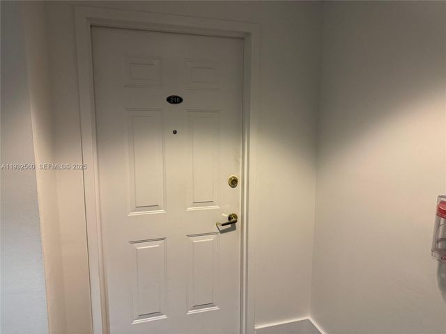 2280 SW 32nd Ave 216, Miami, FL 33145