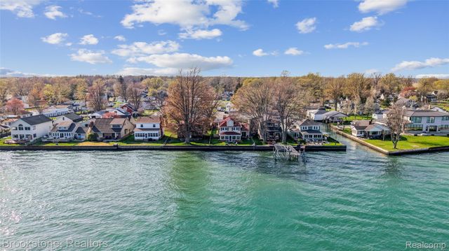 2230 Elm Street, Algonac, MI 48001