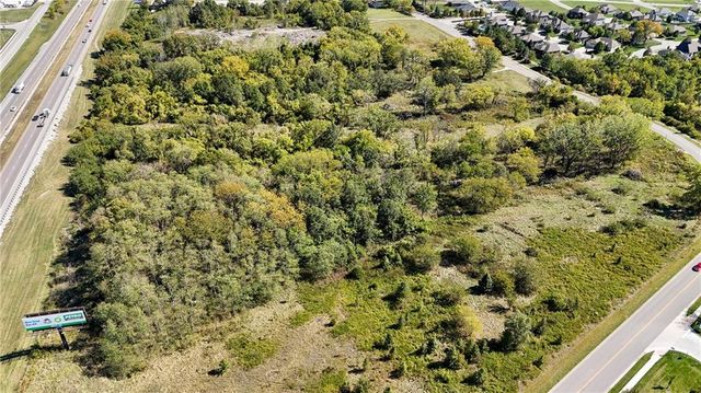 2401 Coronado Drive, Blue Springs, MO 64029