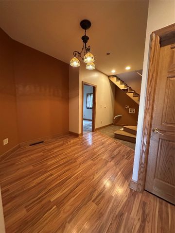 8060 OLD STATE Road, Edinboro, PA 16410