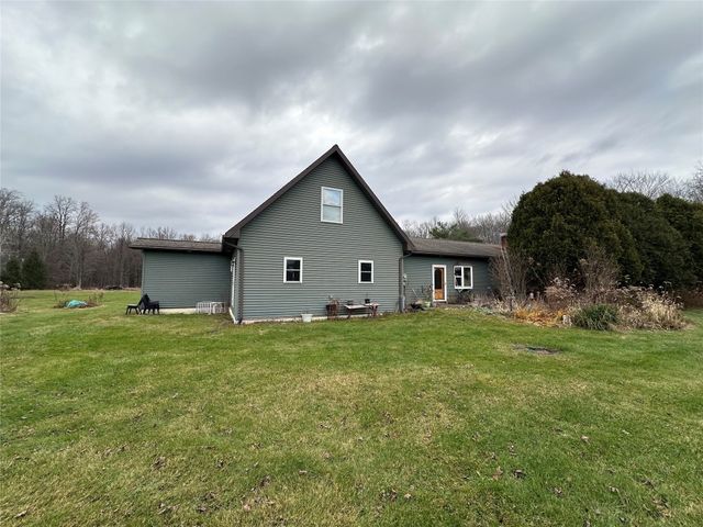 8060 OLD STATE Road, Edinboro, PA 16410