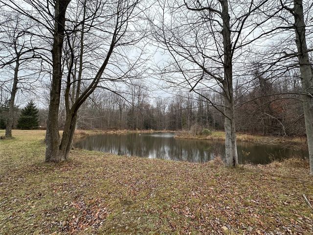 8060 OLD STATE Road, Edinboro, PA 16410