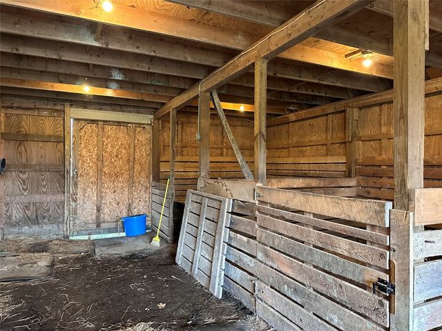 8060 OLD STATE Road, Edinboro, PA 16410