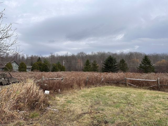 8060 OLD STATE Road, Edinboro, PA 16410