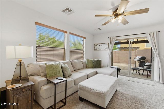 3342 E MILKY Way, Gilbert, AZ 85295