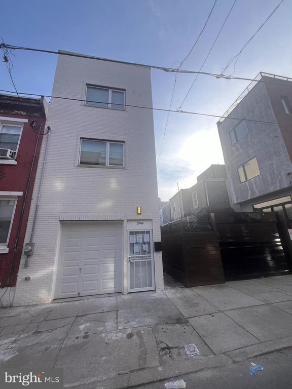 1944 WILDER ST, Philadelphia, PA 19146