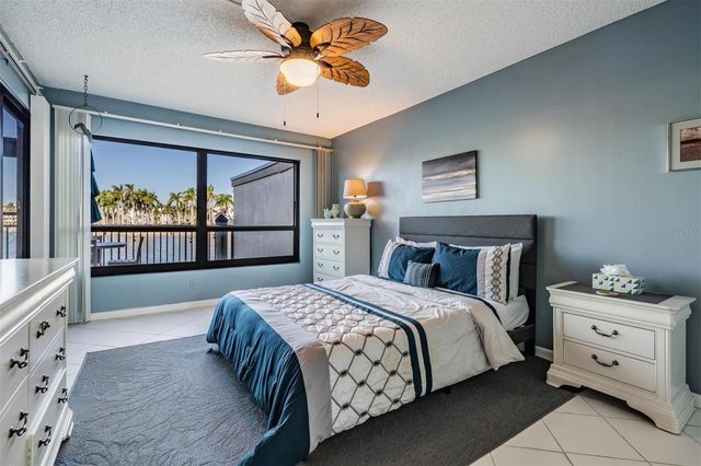 6294 BAHIA DEL MAR CIRCLE 107, St Petersburg, FL 33715