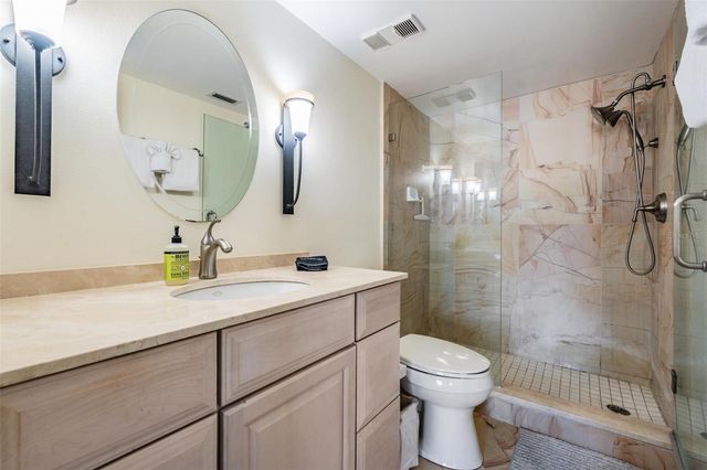 6294 BAHIA DEL MAR CIRCLE 107, St Petersburg, FL 33715