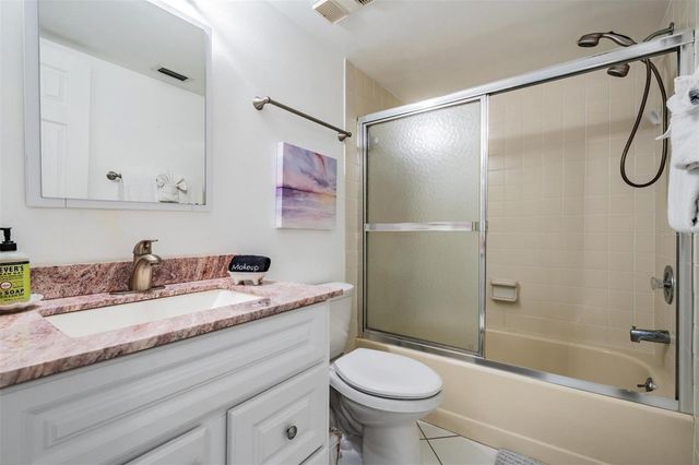 6294 BAHIA DEL MAR CIRCLE 107, St Petersburg, FL 33715
