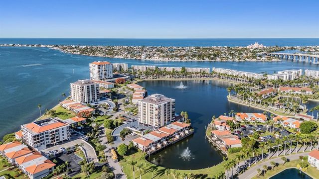 6294 BAHIA DEL MAR CIRCLE 107, St Petersburg, FL 33715