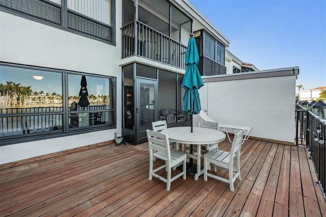 6294 BAHIA DEL MAR CIRCLE 107, St Petersburg, FL 33715