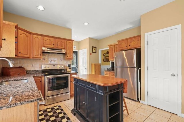 13 Reservoir Street, Norton, MA 02766