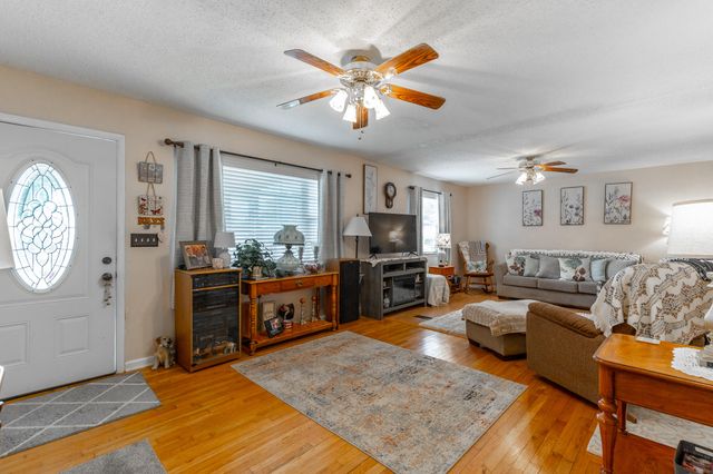 1723 Longview Street, Hixson, TN 37343