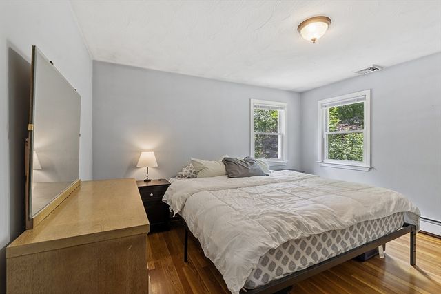 6 Mackin St, Hudson, MA 01749