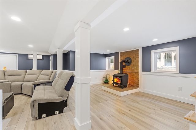 6 Mackin St, Hudson, MA 01749