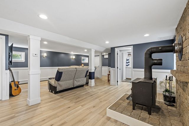 6 Mackin St, Hudson, MA 01749