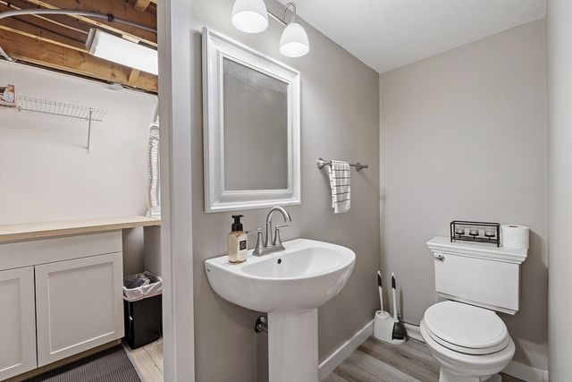 6 Mackin St, Hudson, MA 01749