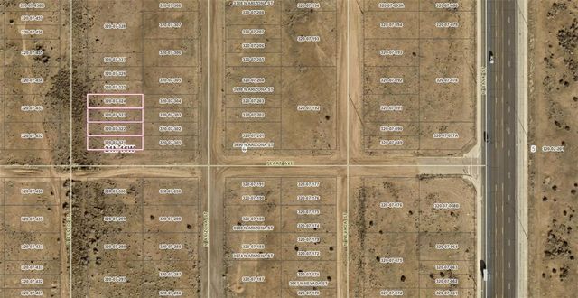 321-324 N Essco Road, Kingman, AZ 86409