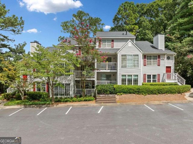 102 Glenleaf Drive, Peachtree Corners, GA 30092